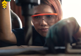 CHOOSING THE BEST SAFETY GOGGLES