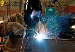 Flying Particle Hazards in Welding, Cutting, and Grinding: How to Stay Protected